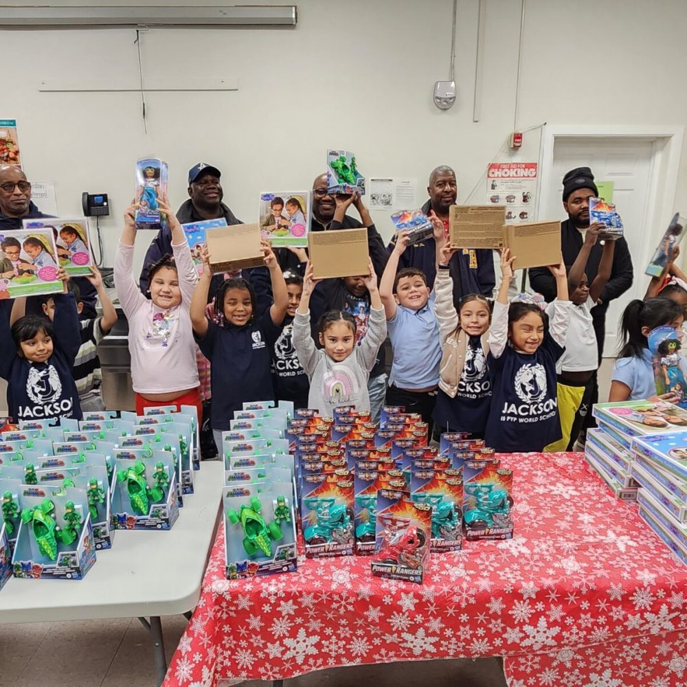 Christmas toy drive(1)